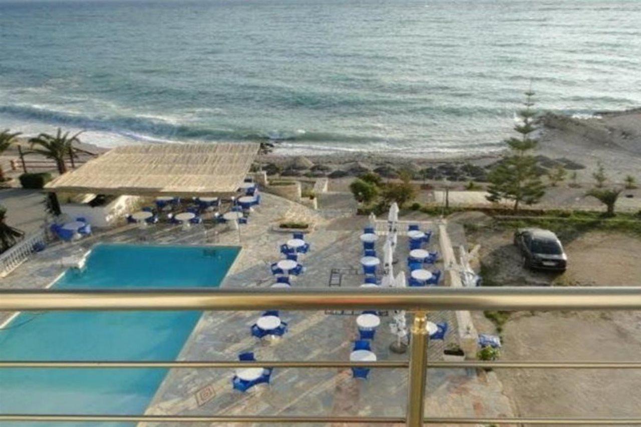 Perla Hotel Saranda Exterior photo