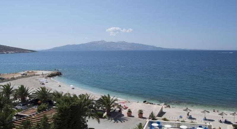 Perla Hotel Saranda Exterior photo