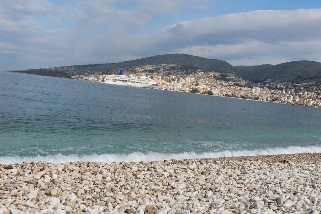 Perla Hotel Saranda Exterior photo