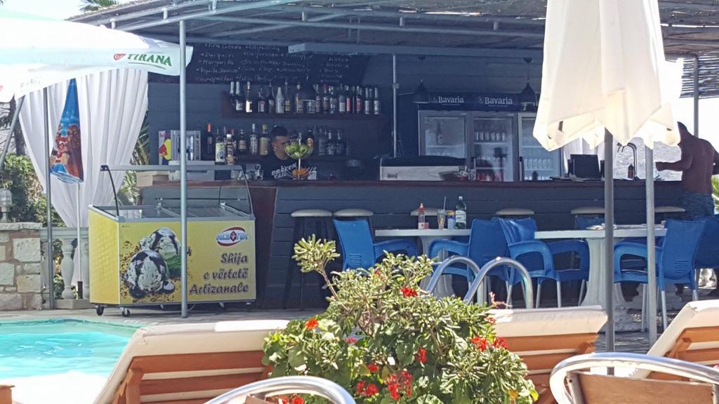 Perla Hotel Saranda Exterior photo