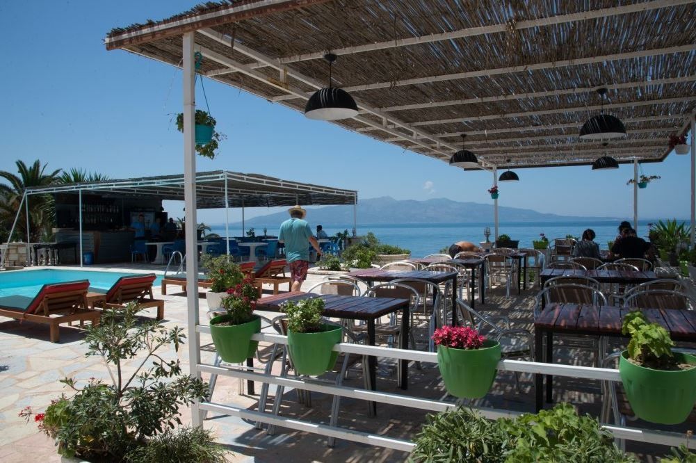 Perla Hotel Saranda Exterior photo
