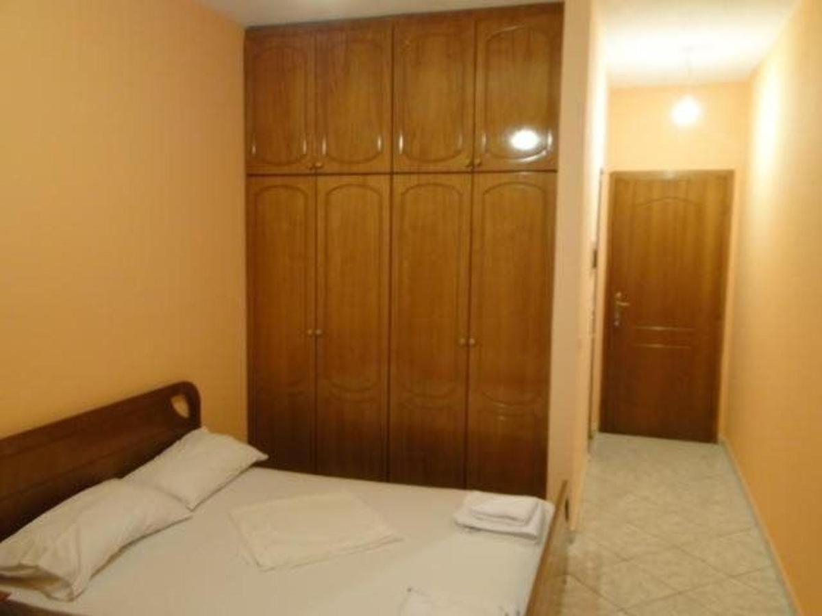 Perla Hotel Saranda Exterior photo